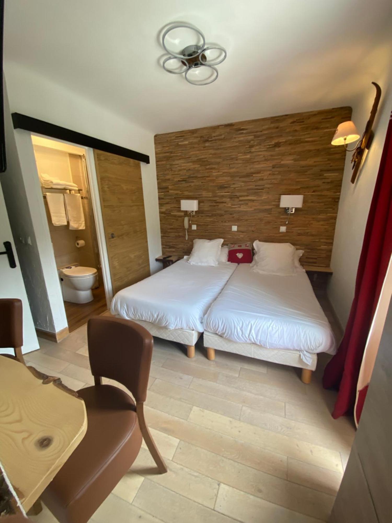 Hotel Chastellares Орон Экстерьер фото