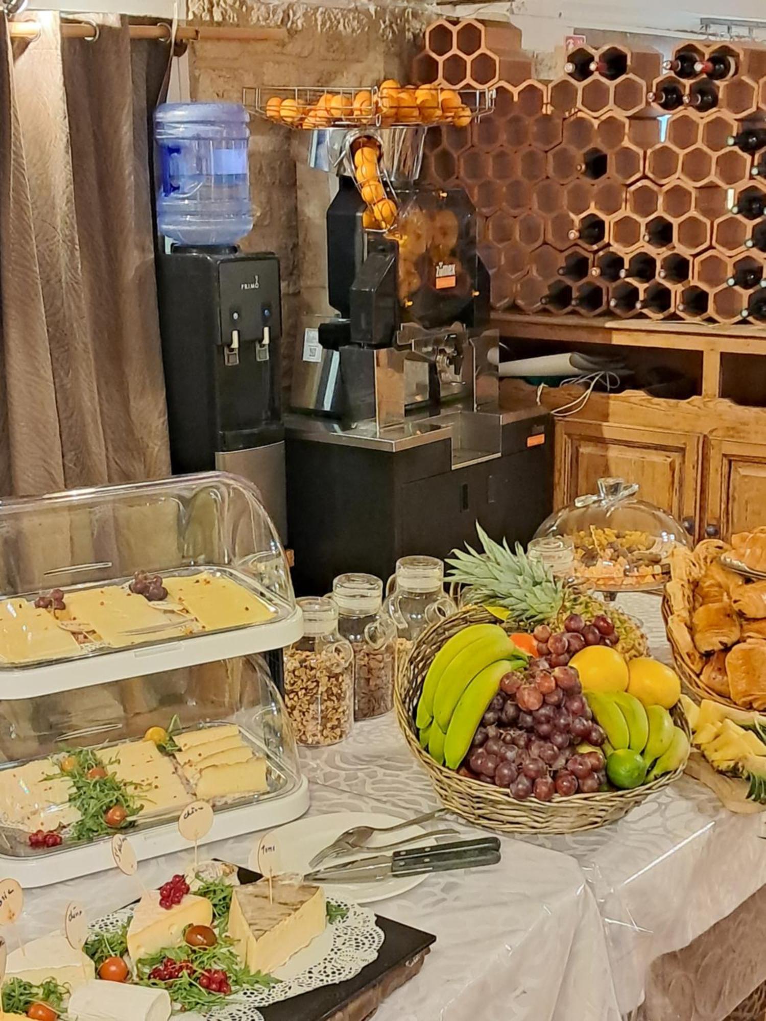 Hotel Chastellares Орон Экстерьер фото