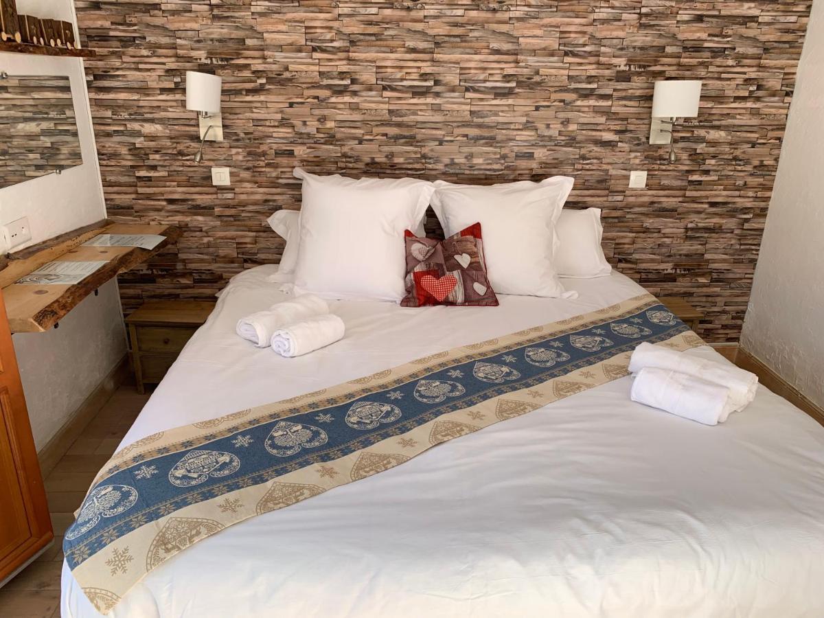 Hotel Chastellares Орон Экстерьер фото